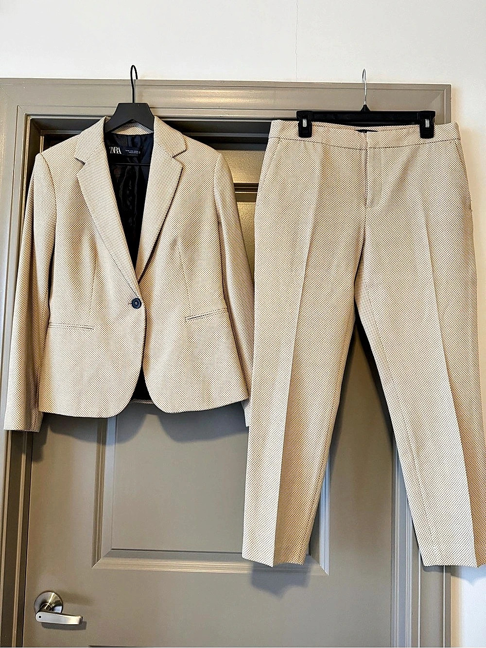 Zara Geometric Blazer Set in Beige Size Medium
